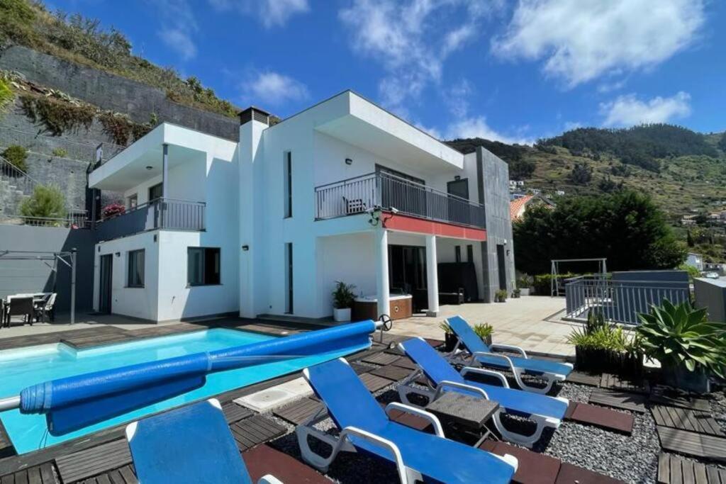 Villa Nunes, Big Holiday House With Private Pool Calheta  Exterior photo