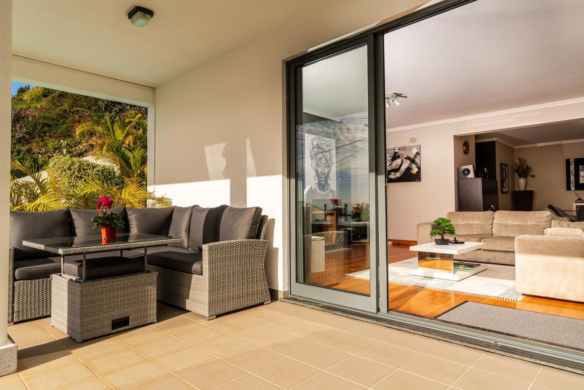 Villa Nunes, Big Holiday House With Private Pool Calheta  Exterior photo