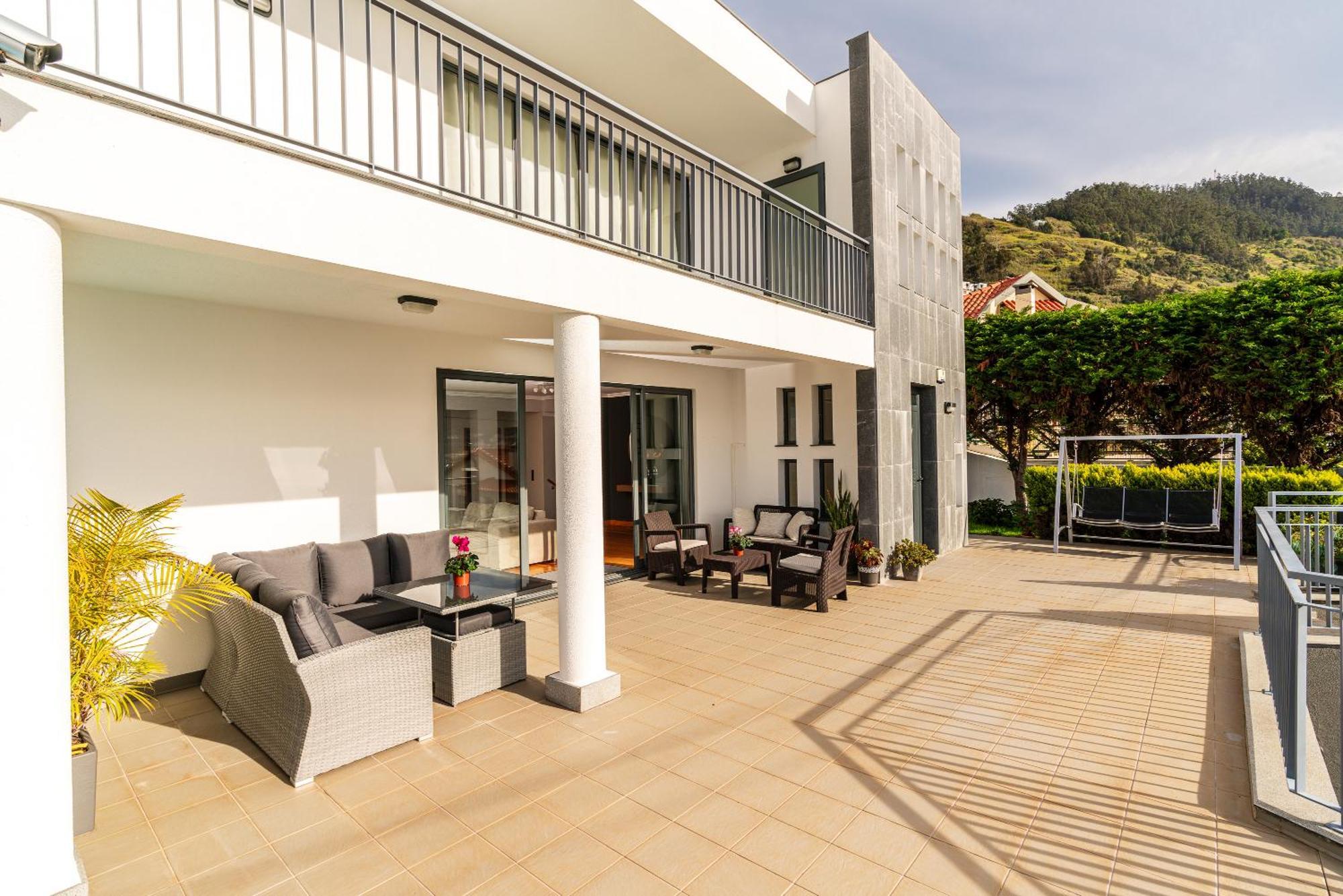 Villa Nunes, Big Holiday House With Private Pool Calheta  Exterior photo