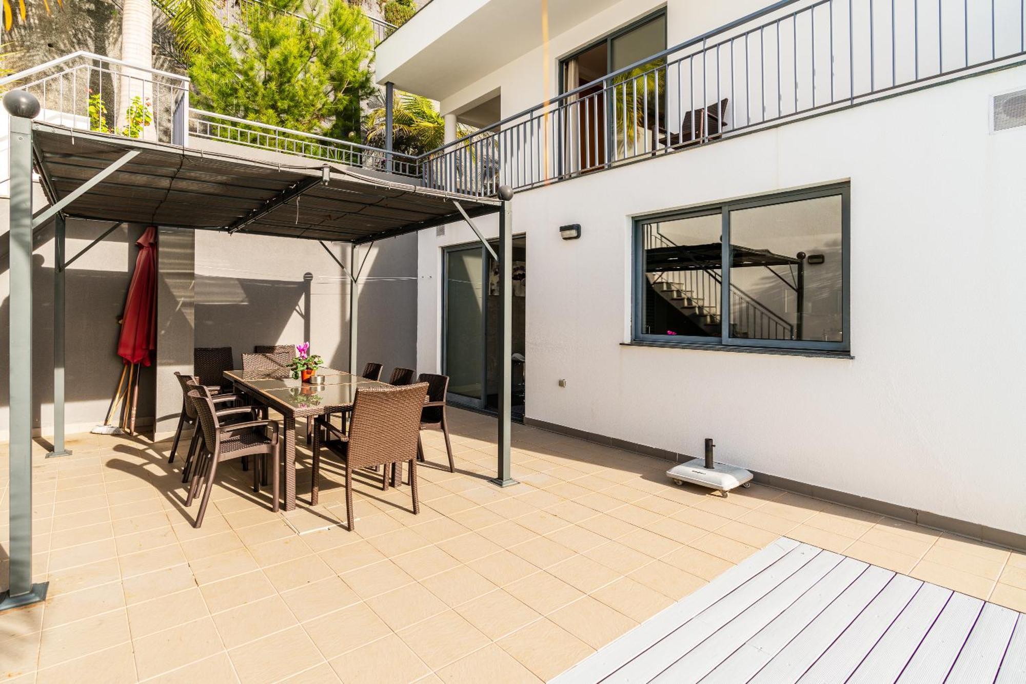 Villa Nunes, Big Holiday House With Private Pool Calheta  Exterior photo