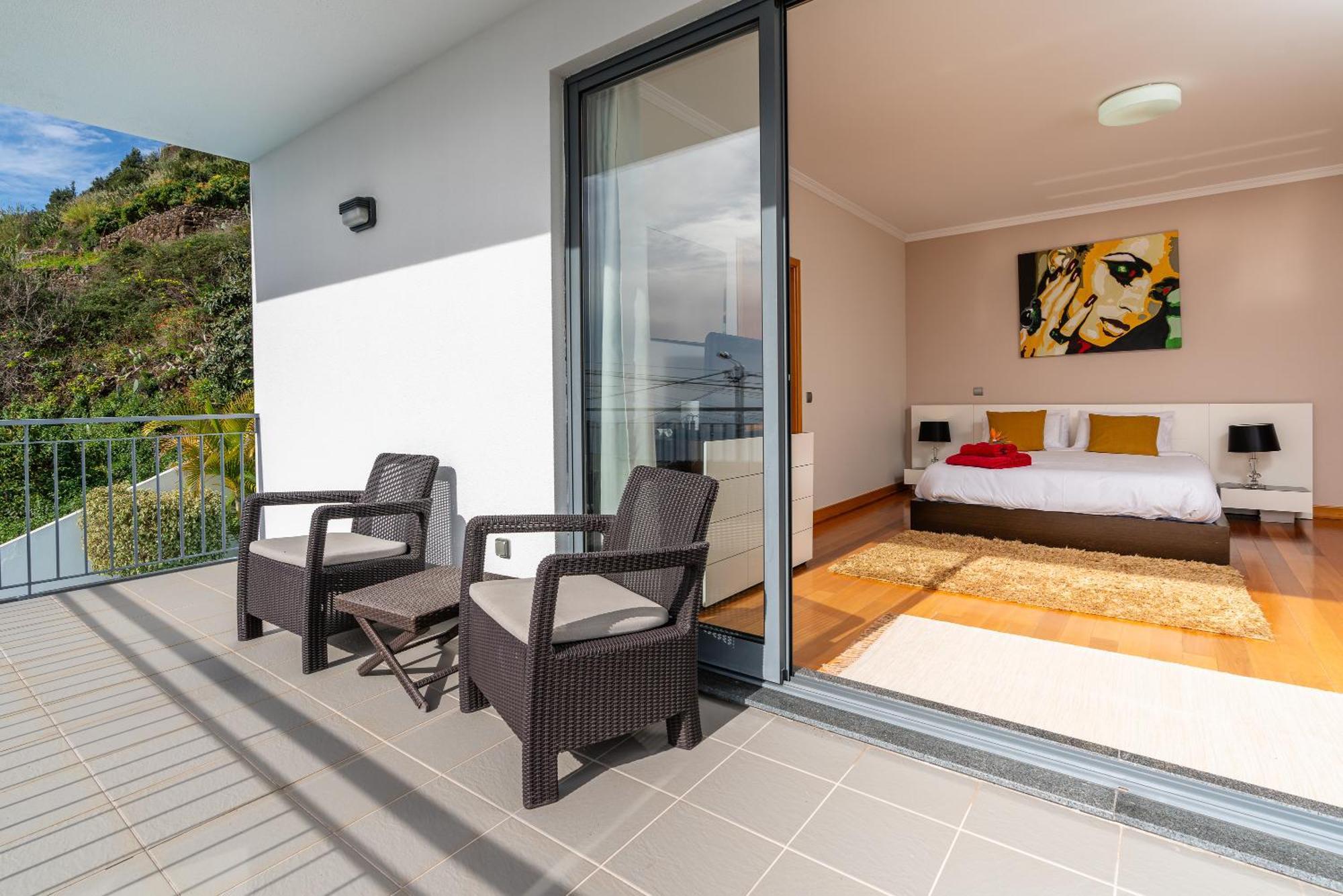 Villa Nunes, Big Holiday House With Private Pool Calheta  Exterior photo